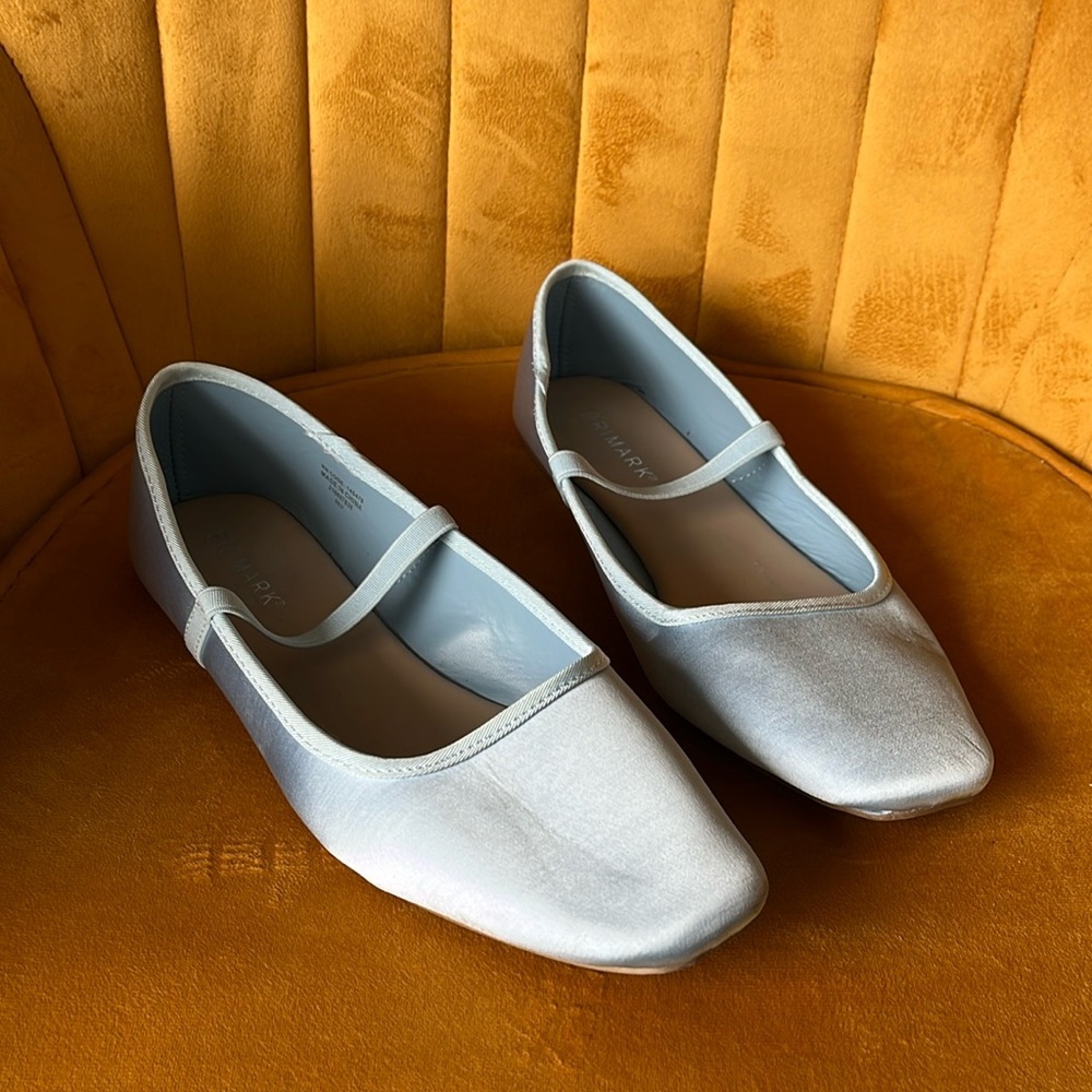 Blue ballet flat slippers